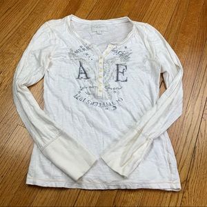 American Eagle Long Sleeve White Tee Sparkle Print
